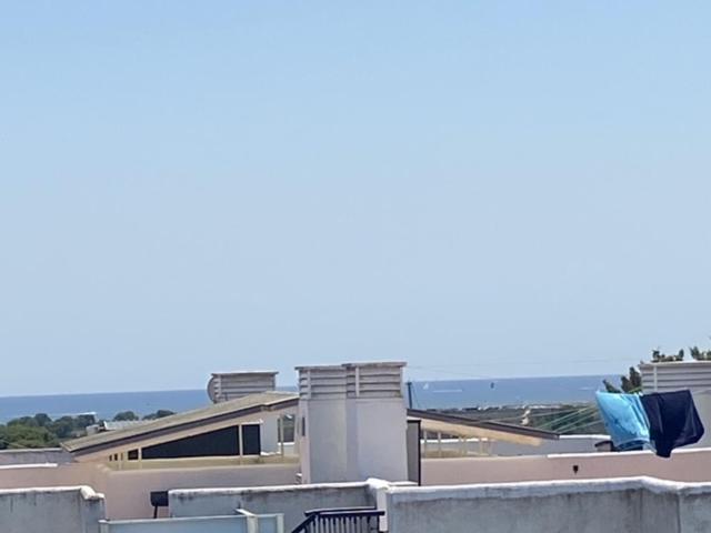 Appartement Avec Terrasse Sur Le Toit Vue Mer Roses Exterior photo